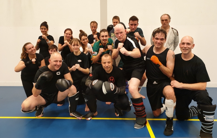 Gastles kickboksen Mo Chenani