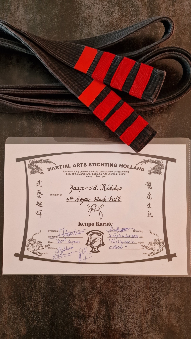 Promotie Hoofdinstructeur Jaap tot 4e Dan Kenpo Karate